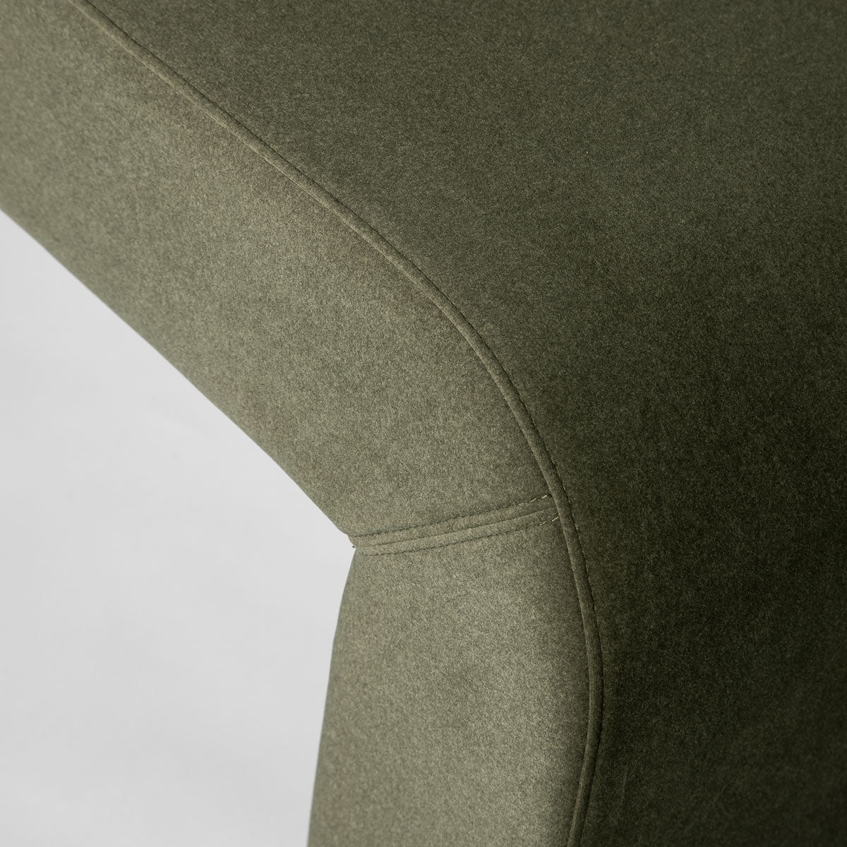 Ginger Bench - Velvet Fern
